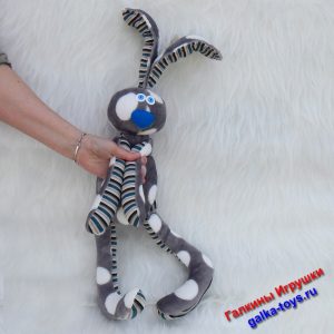 Мягкая игрушка зайчик.