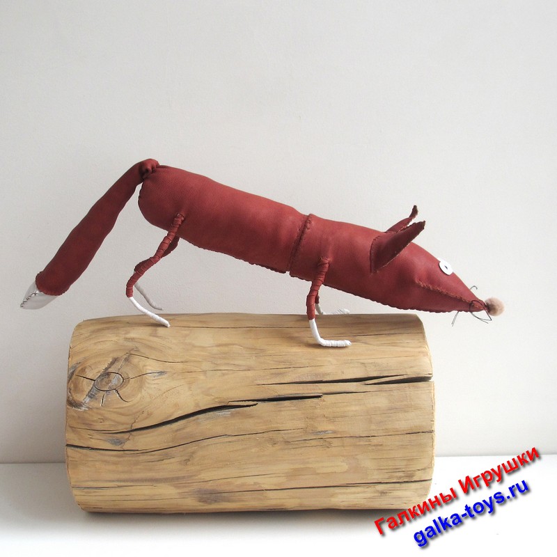 Пенал кожаный. Фигурка лиса.