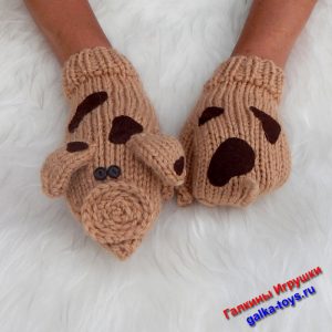 Вязаные варежки спицами Милые Хрюшки