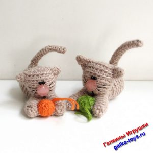 Мягкая игрушка котенок вязаный крючком
