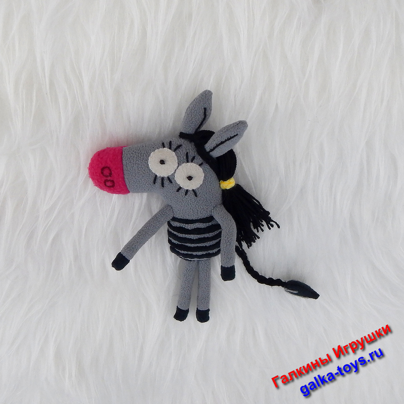 зебра в клеточку персонажи