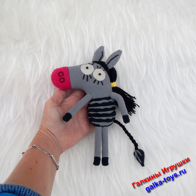 зебра поля и зебра в клеточку