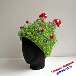 Женская шапочка крючком вязаный мухомор