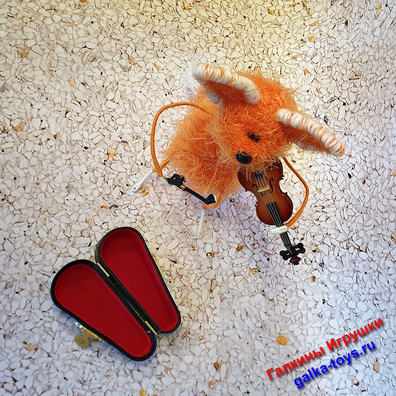 лисичка вязаная