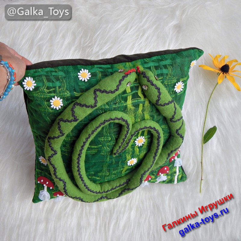 подушка интерьерная