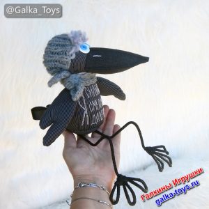 Креативный подарок подруге: ворона сильная, ворона смелая